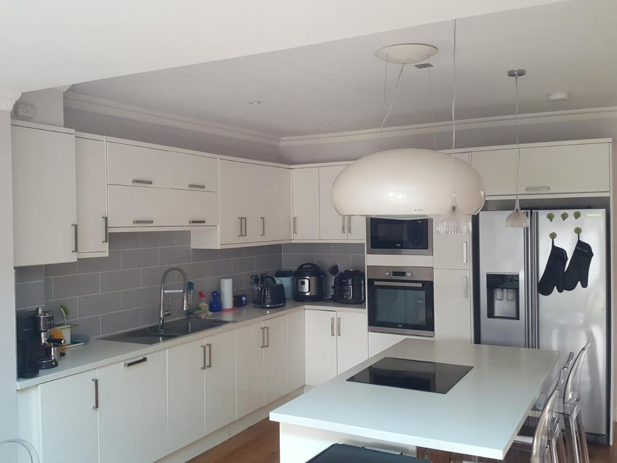 קרוידון Family Home With Easy Commute To London! מראה חיצוני תמונה